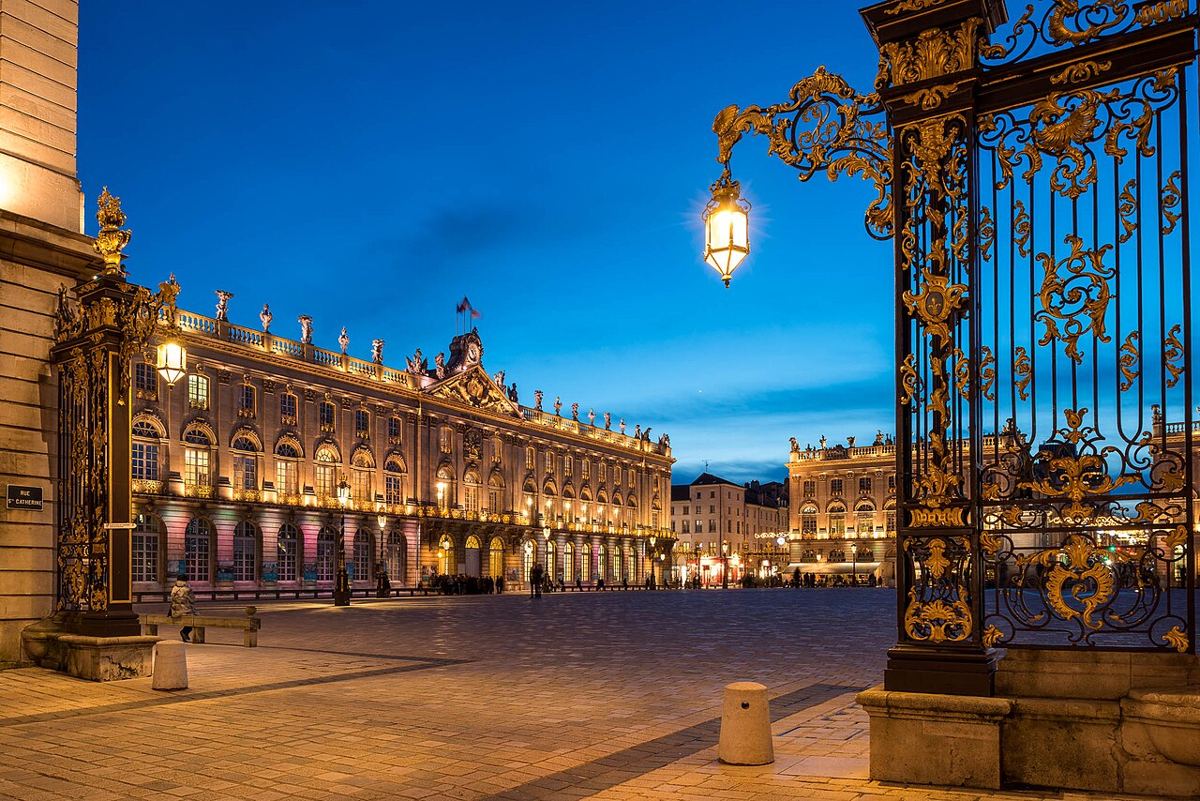 La place Stanislas et ses grilles à Nancy