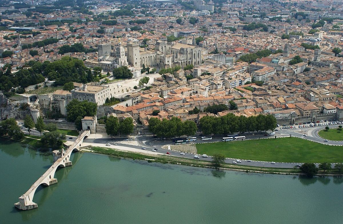 Avignon vue du ciel